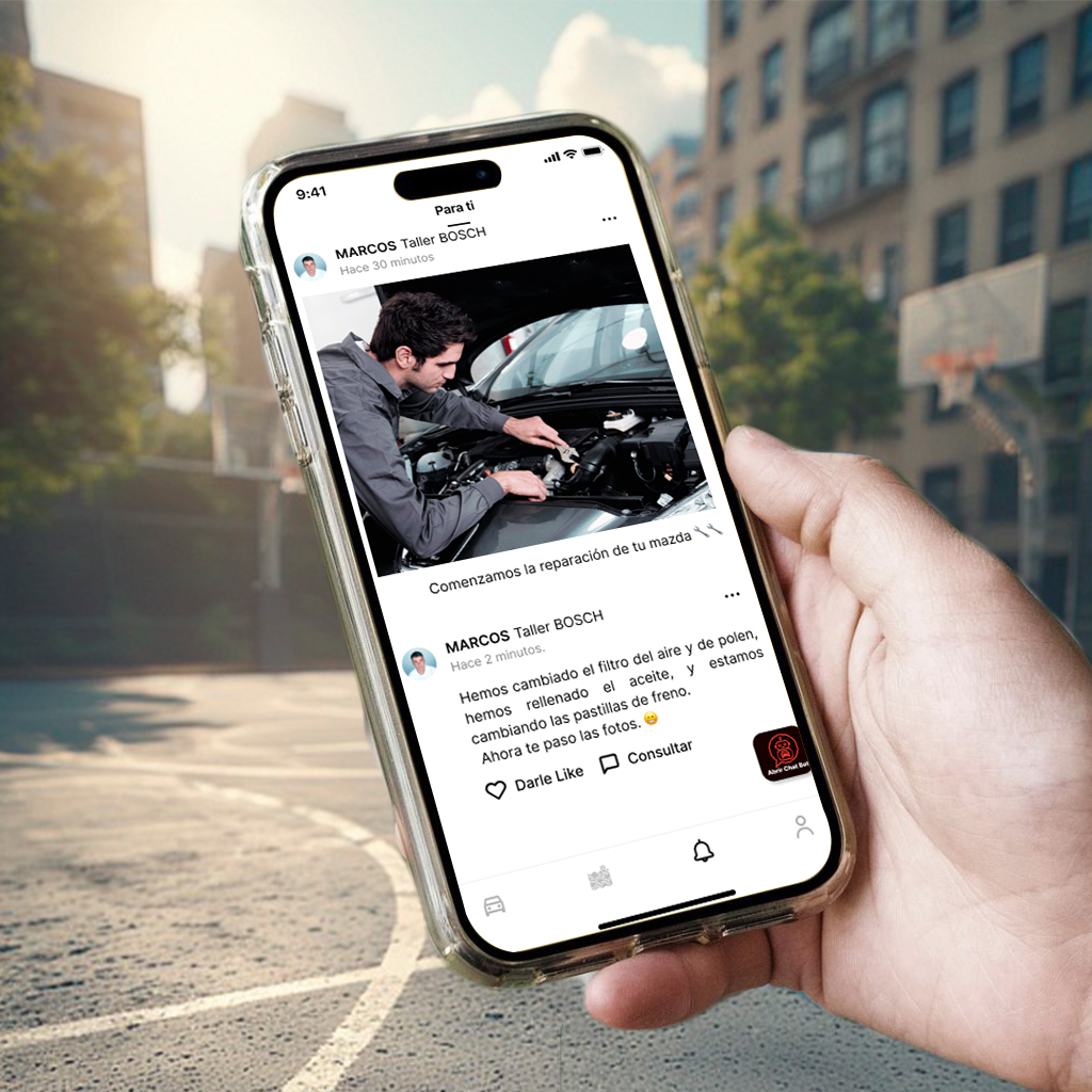 Mockup móvil de Coche-ID mostrando social feed